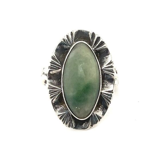 Sterling Silver Green Stone Ring - Picture 1 of 5